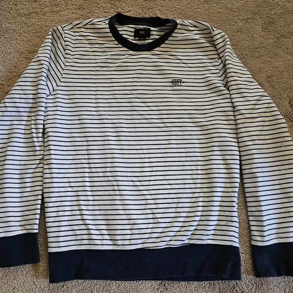 Obey mens small sweatshirt